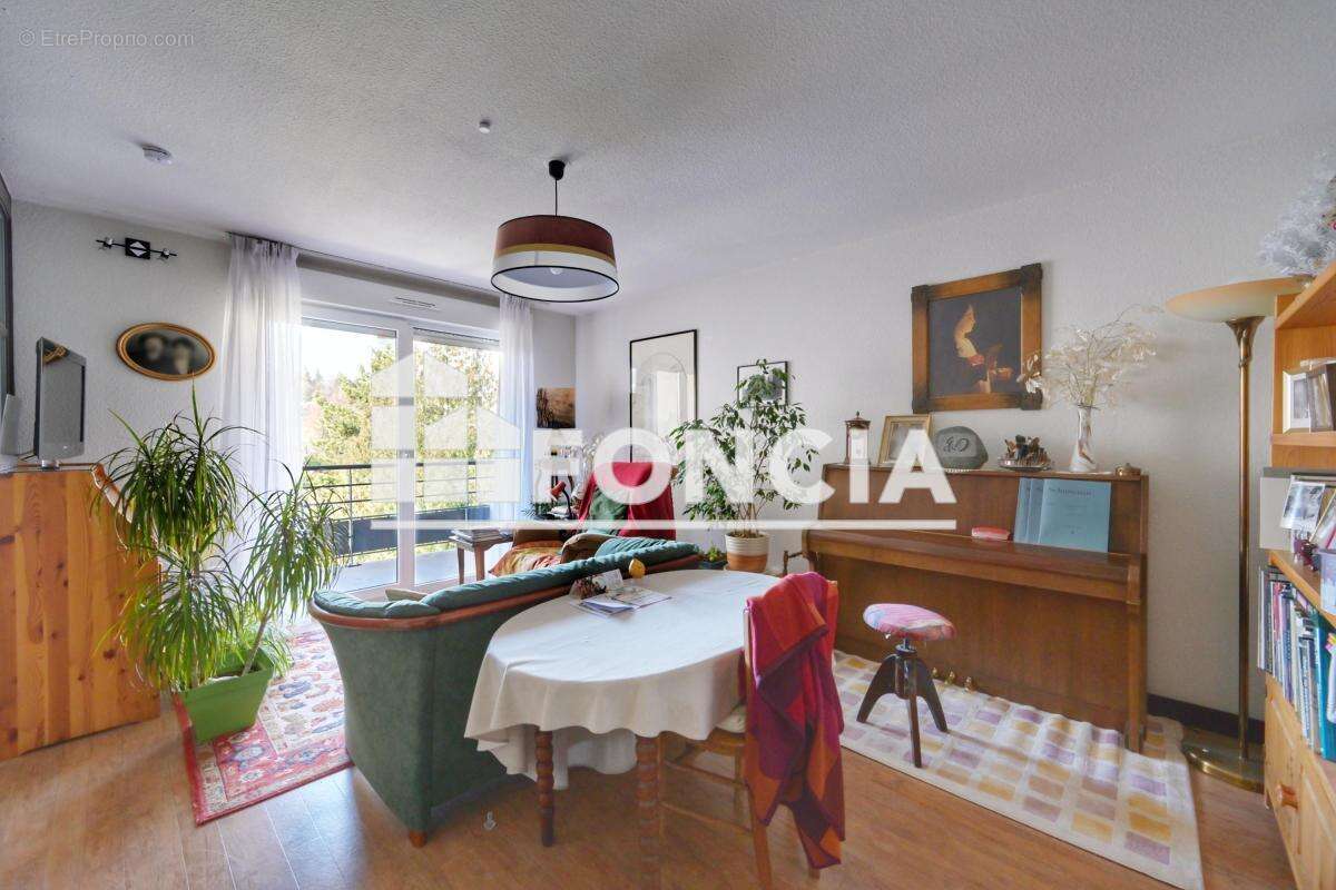 Appartement à VOIRON