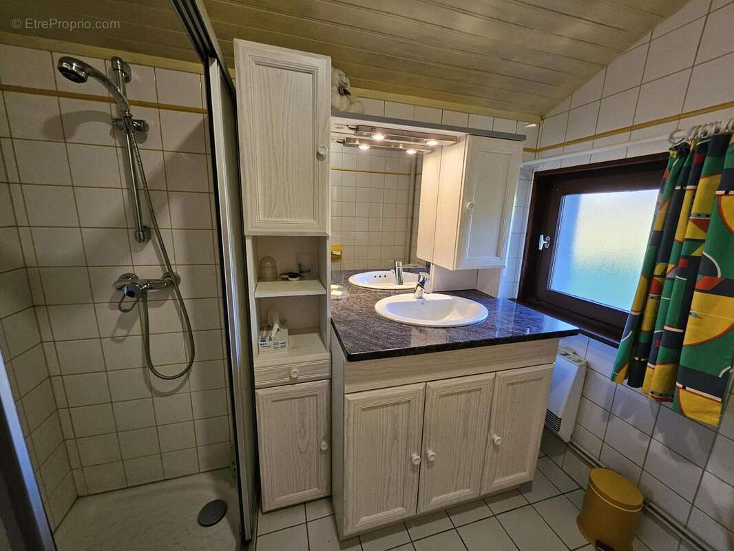 Maison à LE SYNDICAT