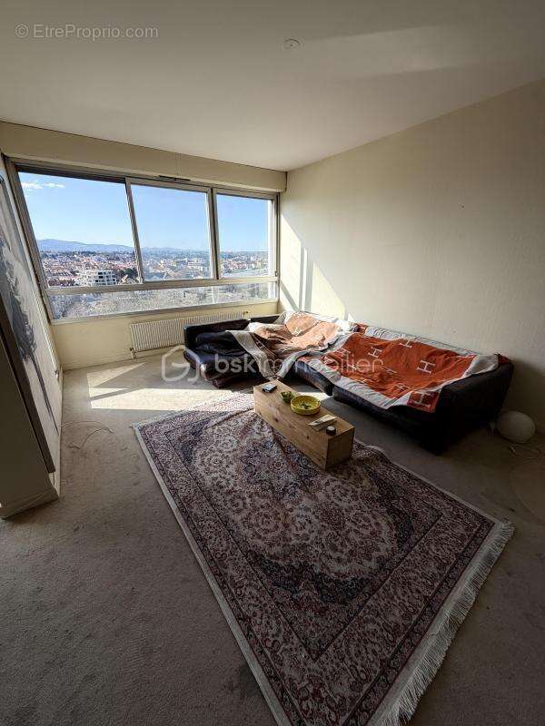 Appartement à ROANNE