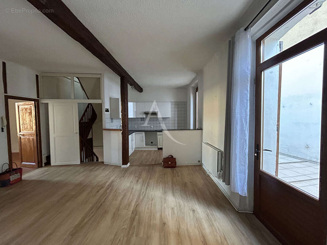 Appartement à CARCASSONNE