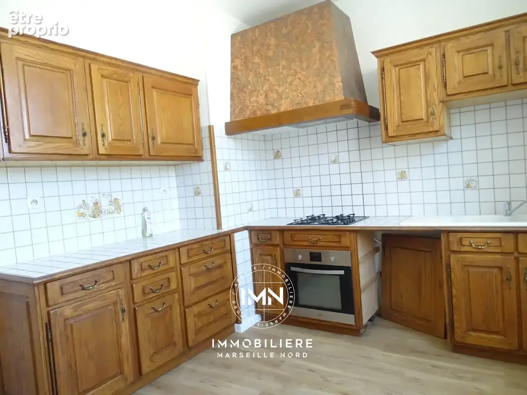 Maison familiale 2 niveaux avec garages Marseille 15e - photo 11