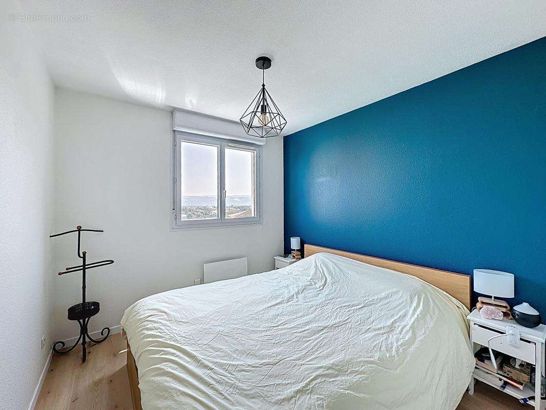 Appartement à GRIGNY