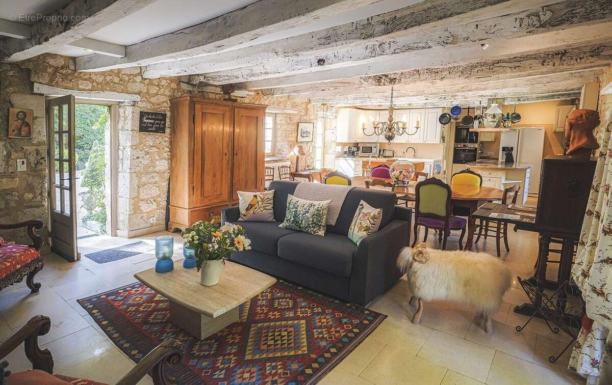 Maison à BEAUMONT-DU-PERIGORD