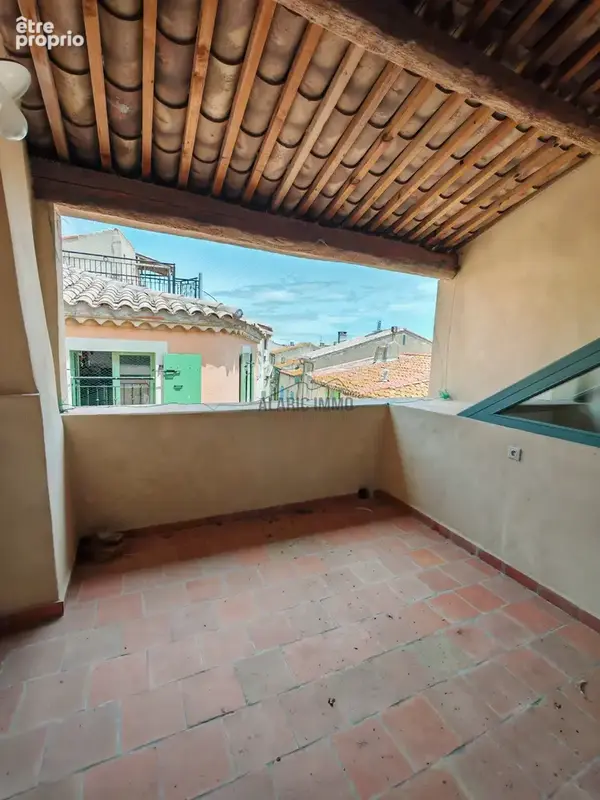 À Bages, une petite maison de charme (54 m2 + terrasse 7m2, T3) avec vue sur l'étang. - photo 3
