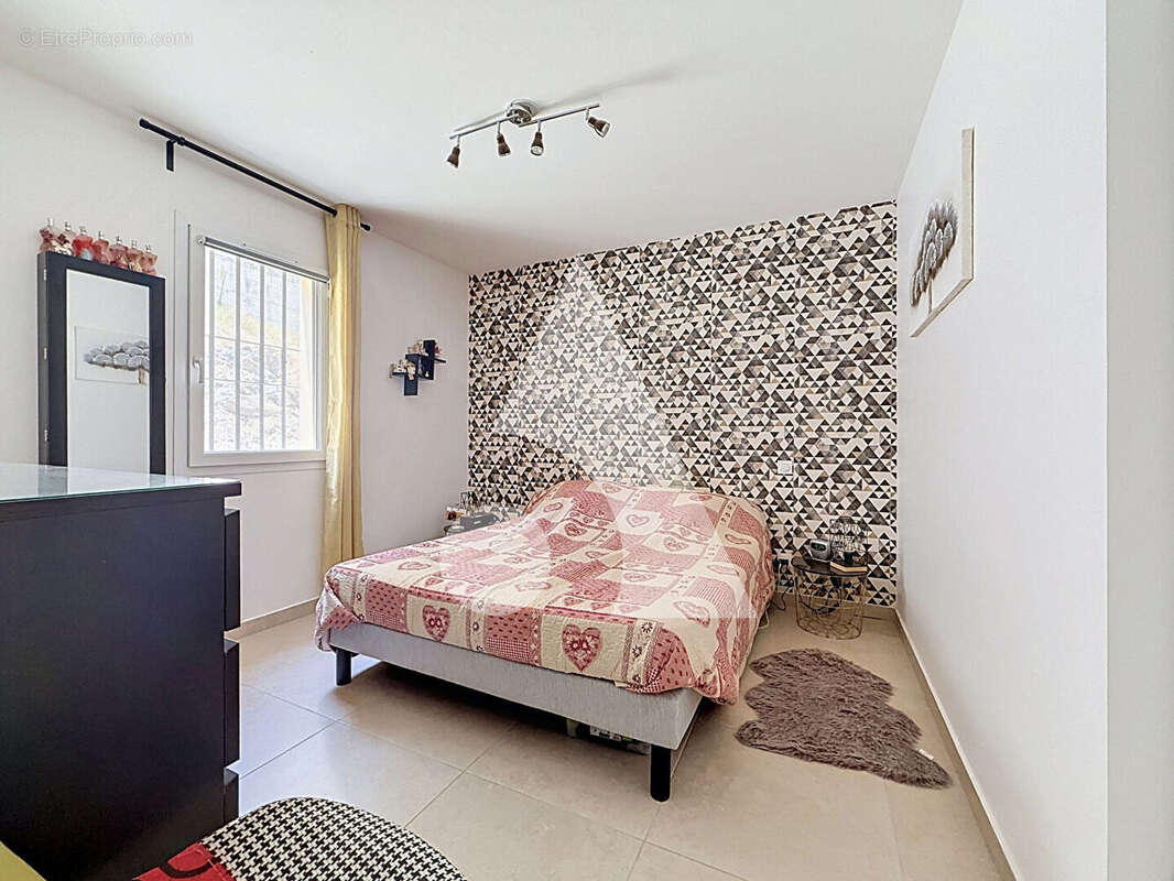 Appartement à TALLARD