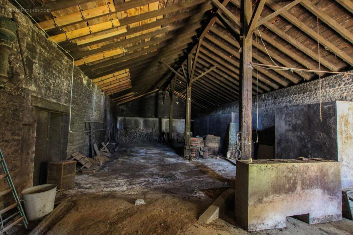 Photo 8 - Maison à BOIS