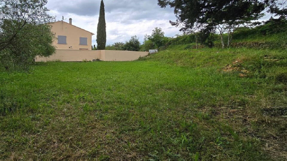 Terrain à BRIGNOLES