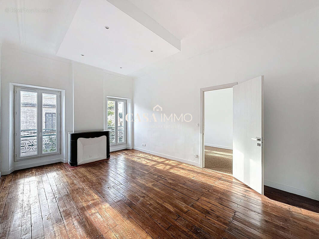 Appartement à HYERES