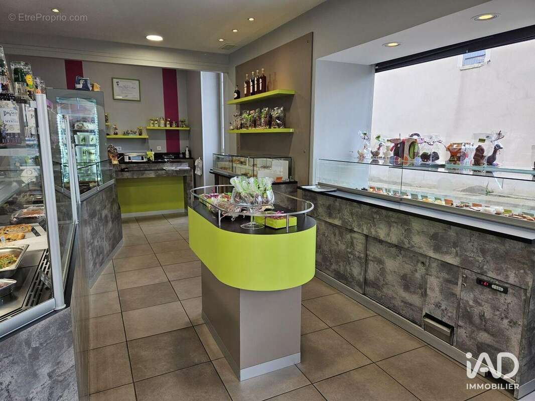 Photo 4 - Commerce à LEZOUX