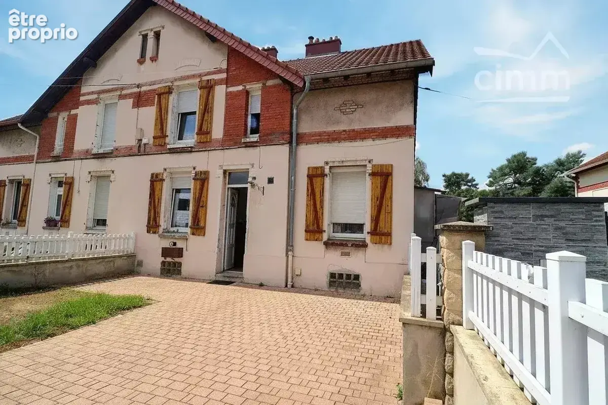 Maison 4 pièces 75 m² · à Stiring-Wendel · 75,1 m² · 110 000 €