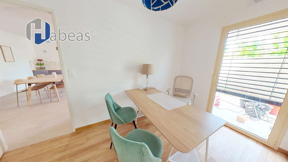 Appartement à SAINTE-FOY-LES-LYON