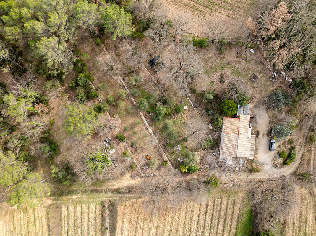 Maison à ENTRECASTEAUX