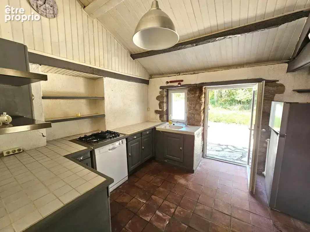 Jolie longère de 4 chambres et un garage, au calme - photo 4