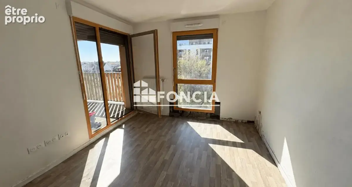 Appartement 2 pièces récent avec loggia et parking, dans une résidence récente à Villepinte - photo 3