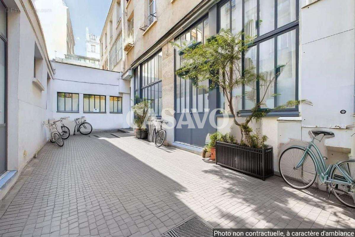 Vente Appartement 2 pièces de 48m² - 75010 Paris - photo 3