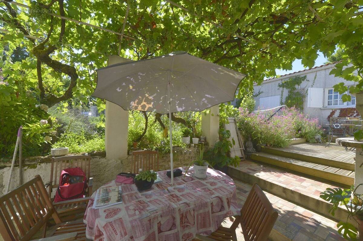Maison à BARZAN