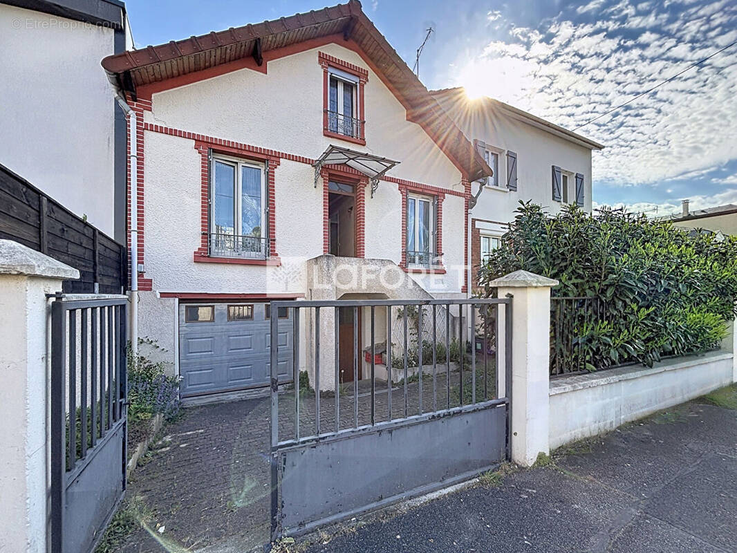 Maison à VITRY-SUR-SEINE