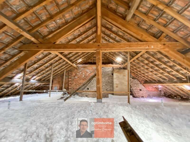 Appartement à CHAUSSIN