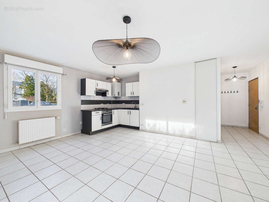 Appartement à COGNIN