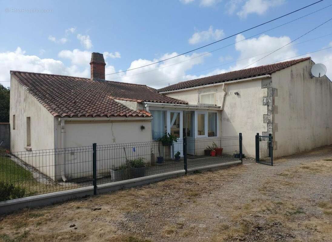 Photo 7 - Maison à TRIAIZE