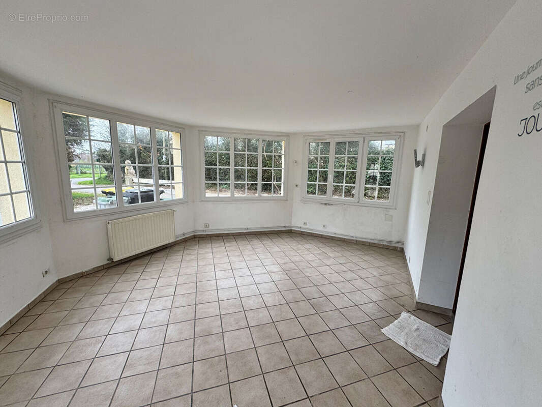 Maison à L&#039;ETANG-BERTRAND