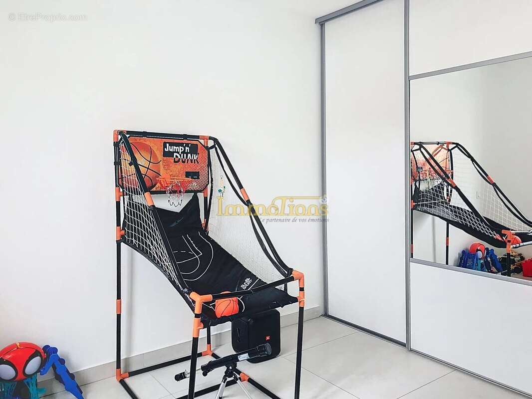 Maison à SAINT-LATTIER