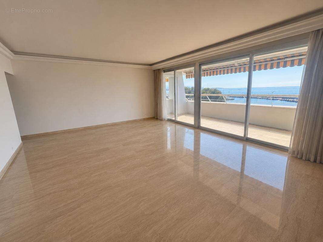 Exclusivite - 4 pièces sur la plage - unique - photo 3