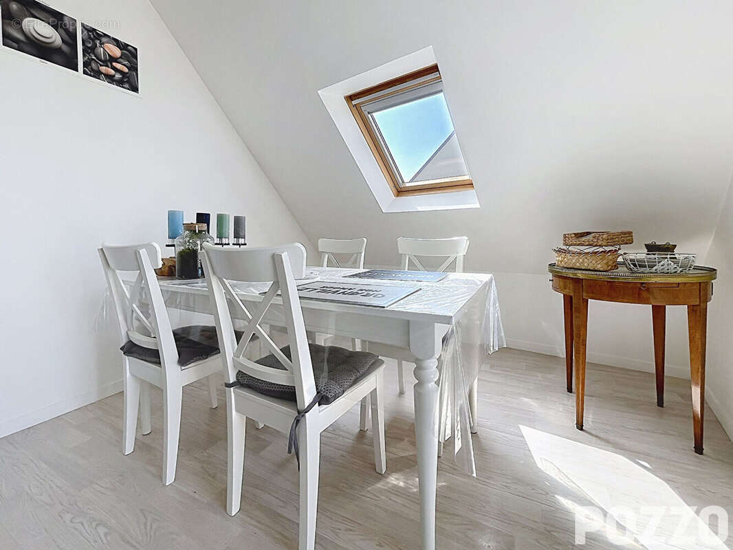 Appartement Granville 2 pièce - 67.08m² au sol soit 48.14m² loi carrez- TERRASSE - photo 3