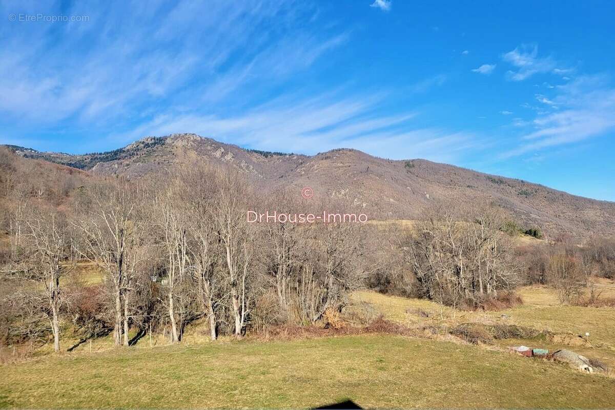 Commerce à ARTIGUES