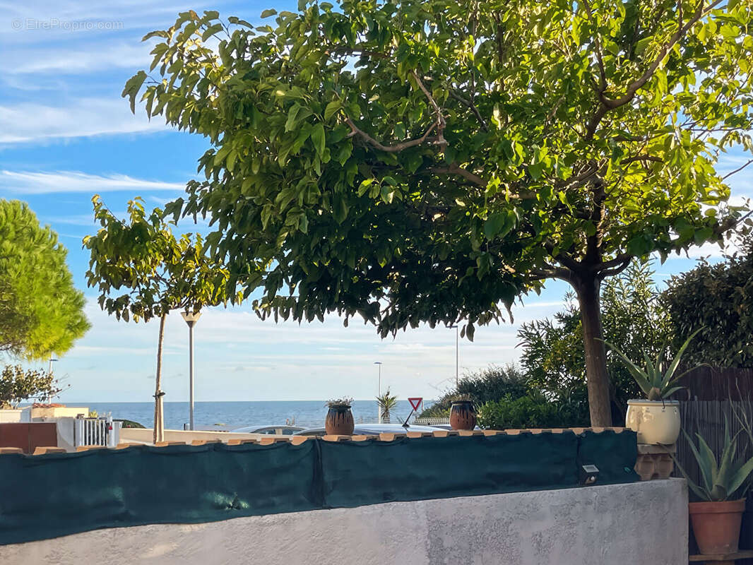 Appartement à SAUSSET-LES-PINS