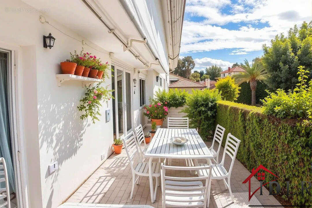 Maison à GRANGES-SUR-VOLOGNE