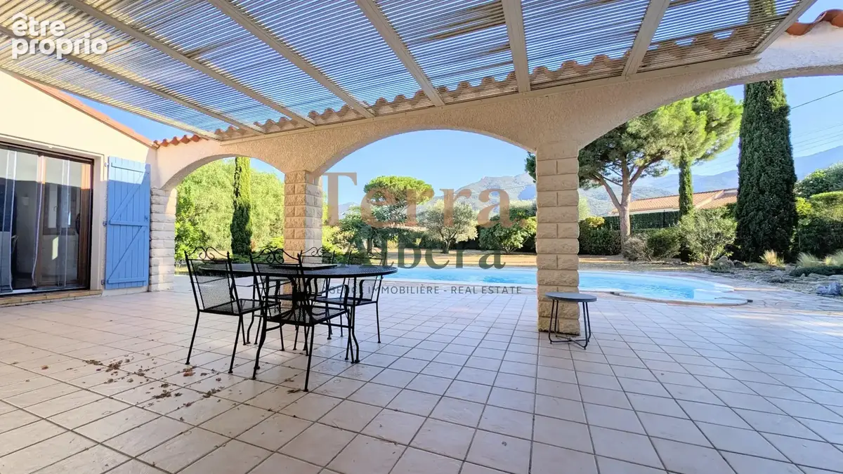 Laroque-des-Albères — Villa de standing, piscine et appartement indépendant - photo 2