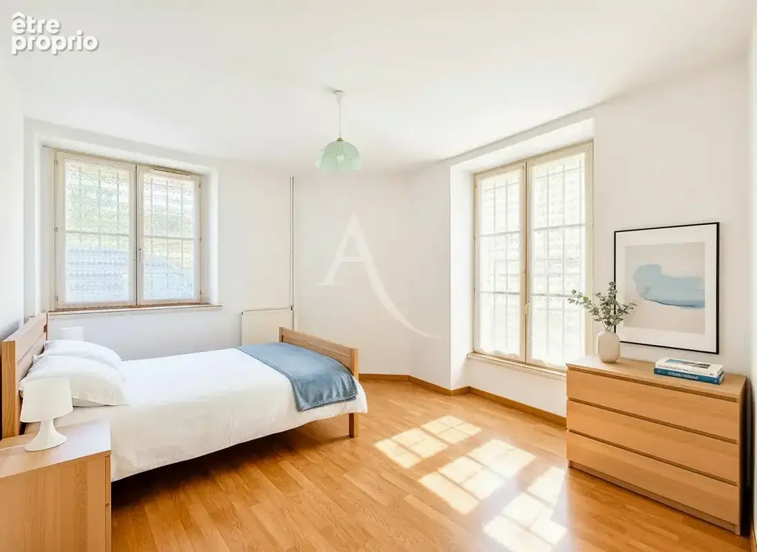 Appartement au pied de la Cathédrale de Meaux - 3 pièces - 2 chambres - 80 m2 - terrasse - stationnement et cave - photo 7
