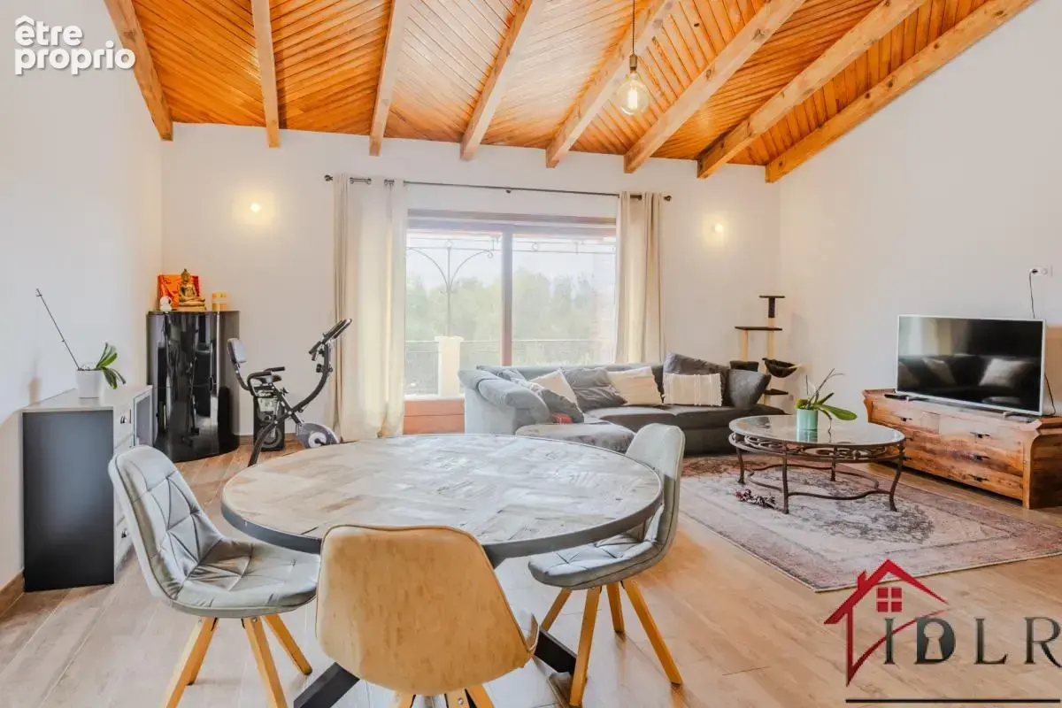 Demeure de prestige de 282 m2 composée de deux étages indépe - photo 4