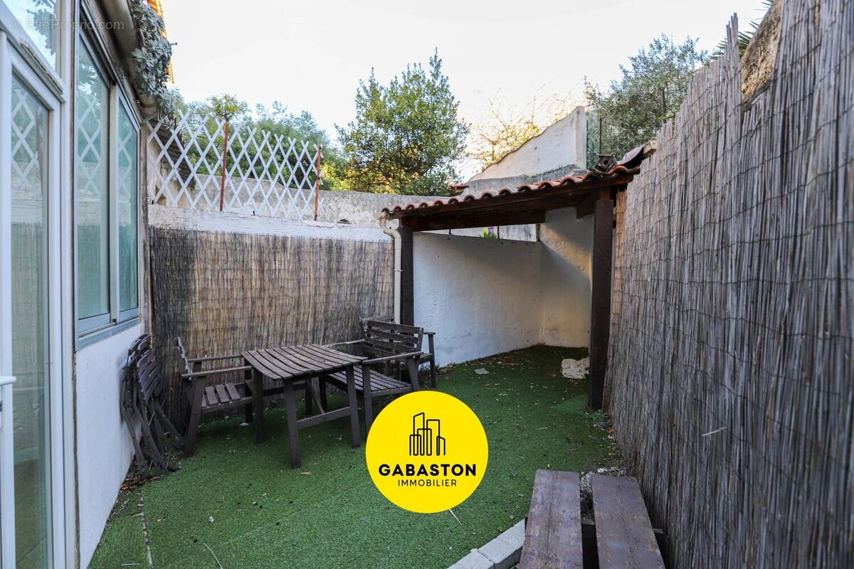 Appartement à MARSEILLE-7E