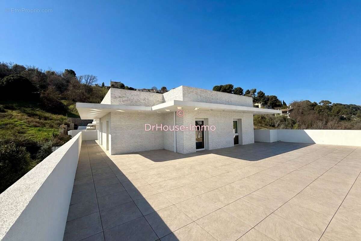 Appartement à CAGNES-SUR-MER