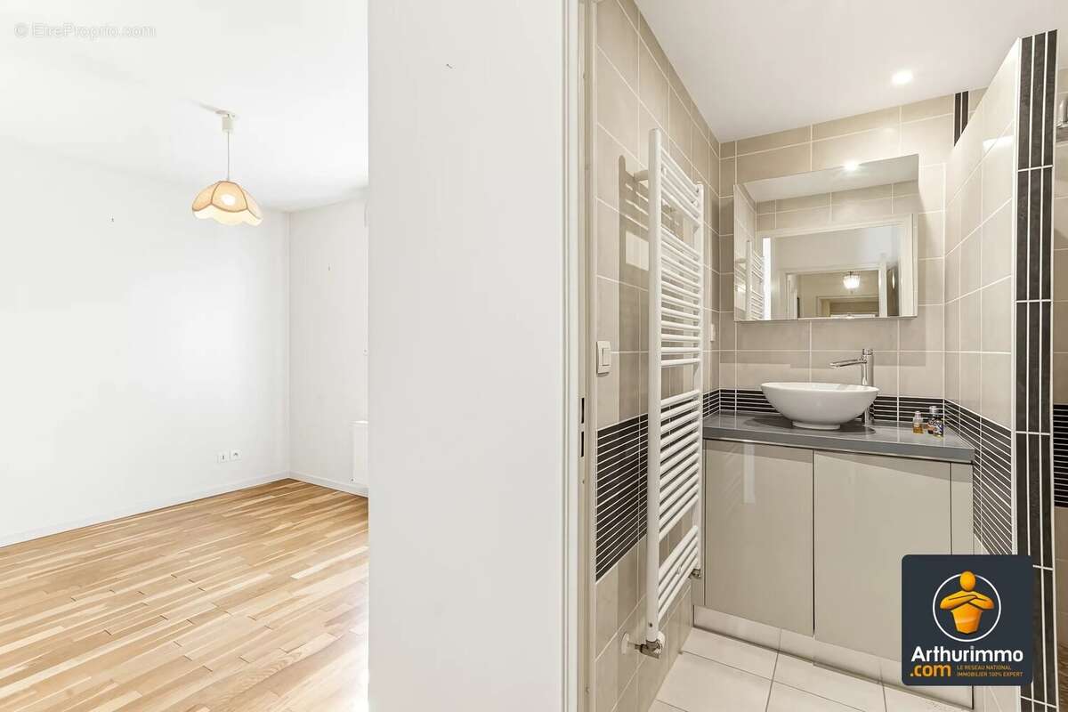 Appartement à CRAPONNE