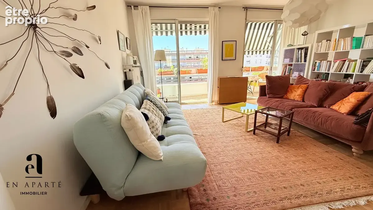 Grand appartement T3 très lumineux au dernier étage, traversant Est/Ouest - photo 1