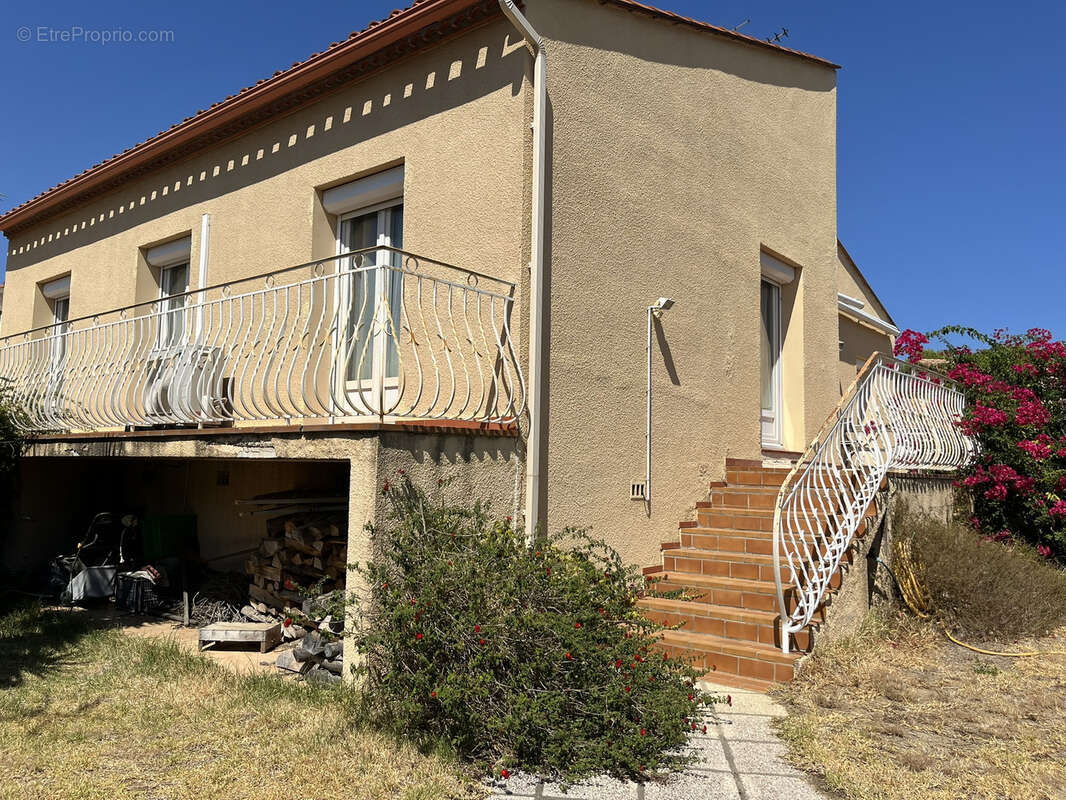 CABESTANY   Rare sur le marché : Villa 3 faces 110 m2 de plain-pied avec garage en sous-sol de 87 m2 - photo 2