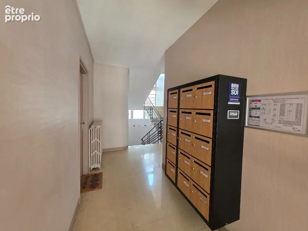 Appartement à vendre  en EXCLUSIVITE 82,34 m²  3 pièces  2 chambres  Ascenseur  Cave - photo 10