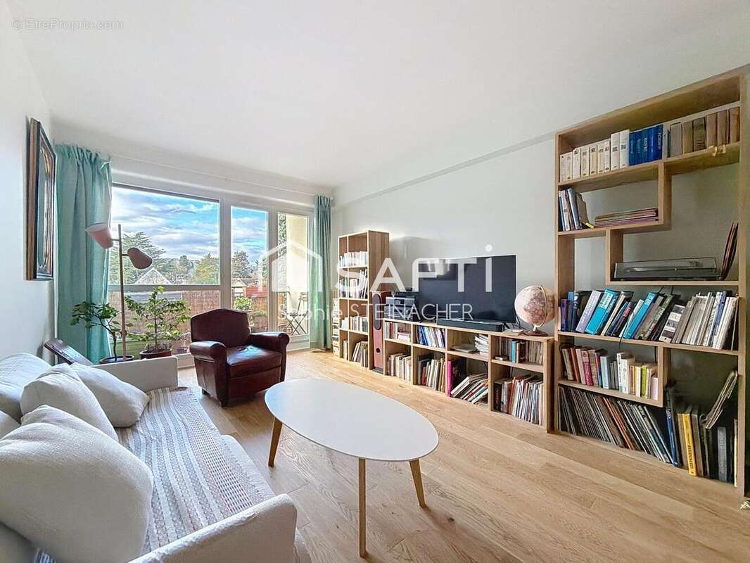 Photo 3 - Appartement à LOUVECIENNES