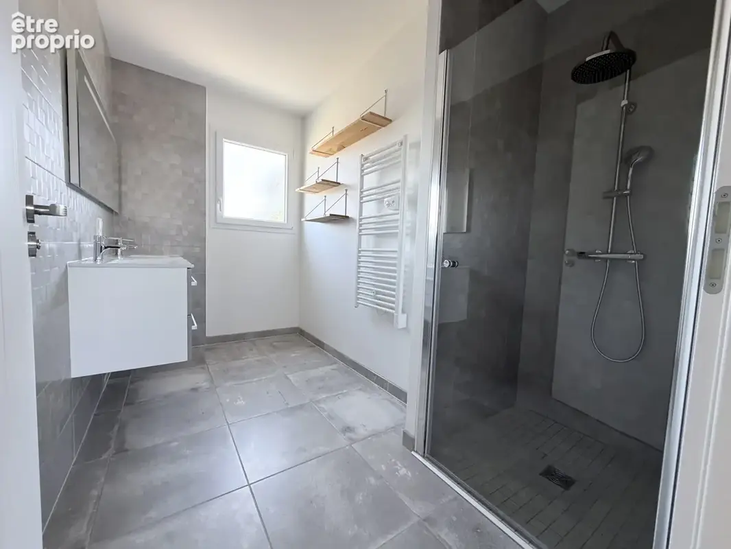 Maison de plain-pied avec jardin à Chermignac - photo 11