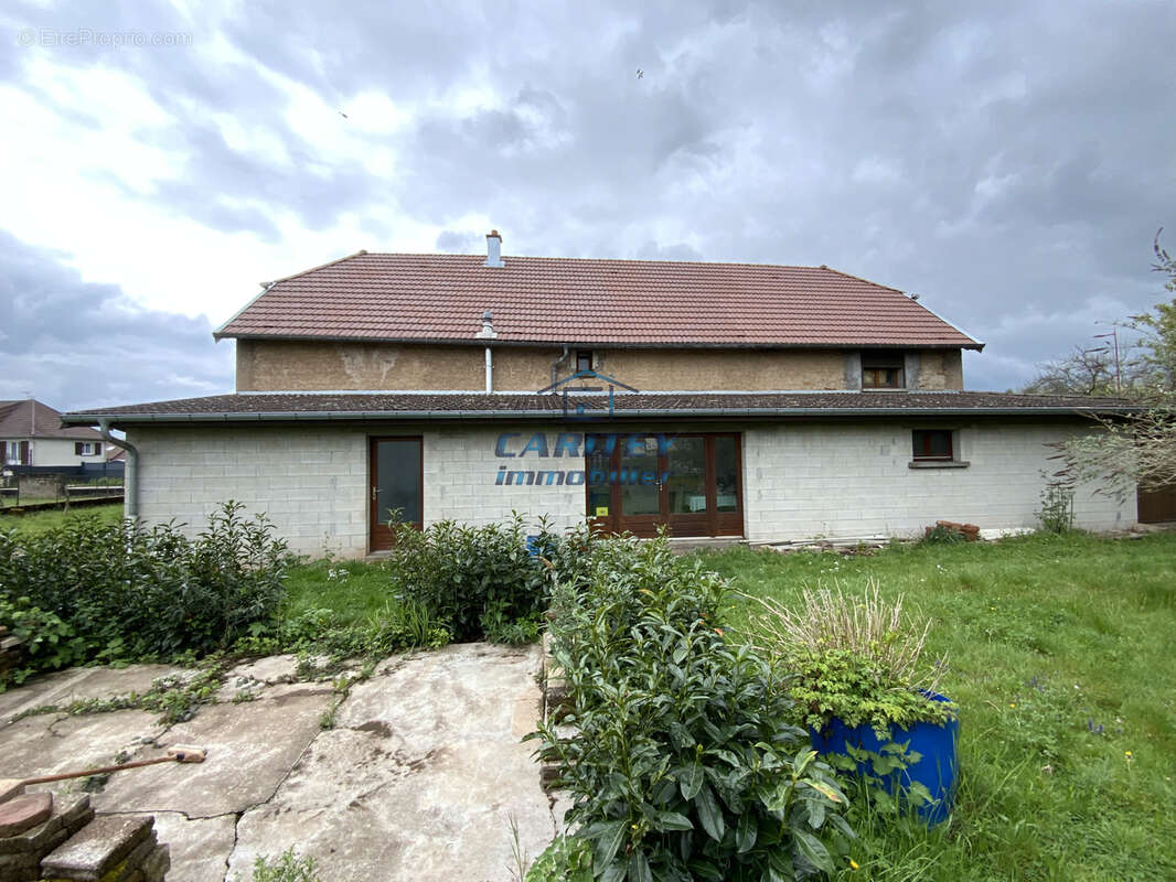 Maison à ROYE