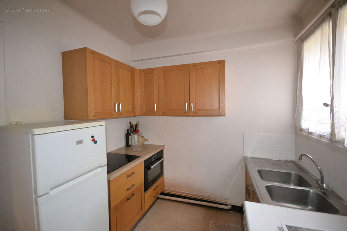 Appartement à PARIS-7E