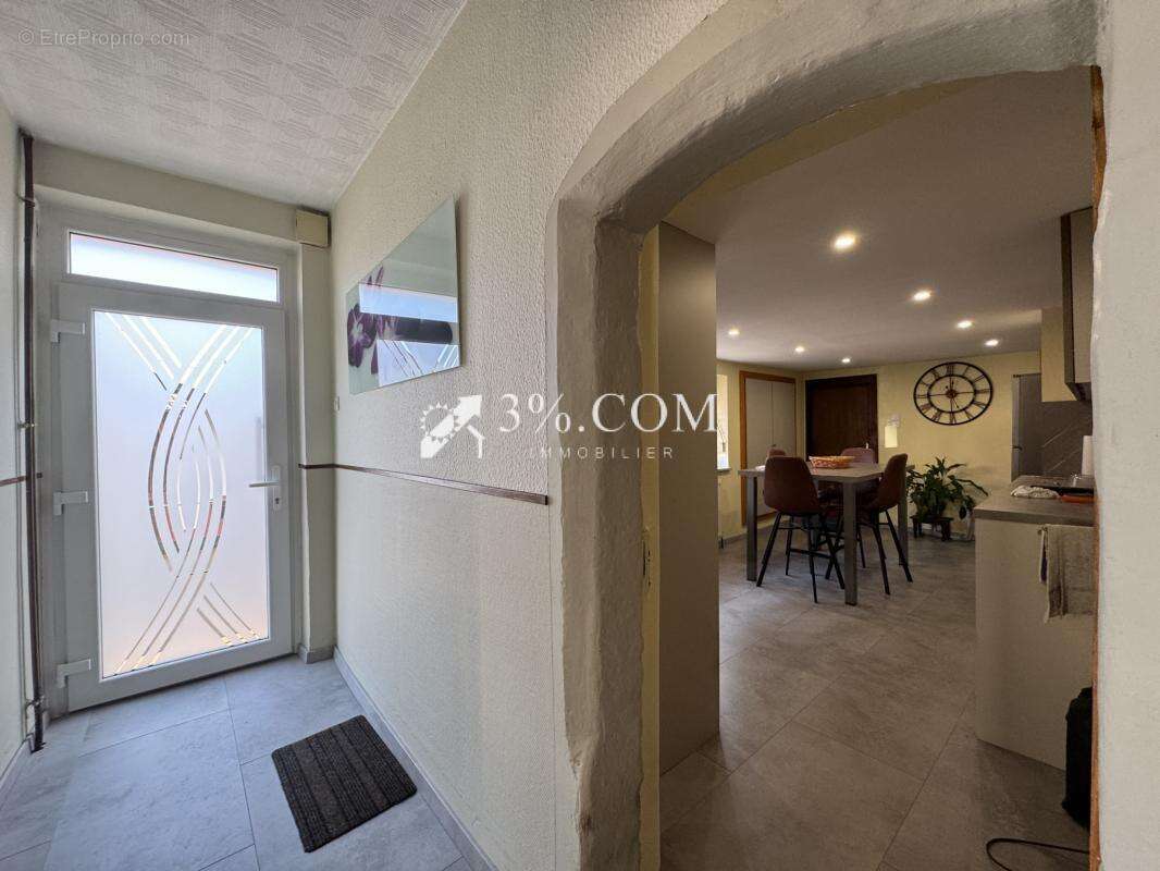 Maison à DOSSENHEIM-SUR-ZINSEL