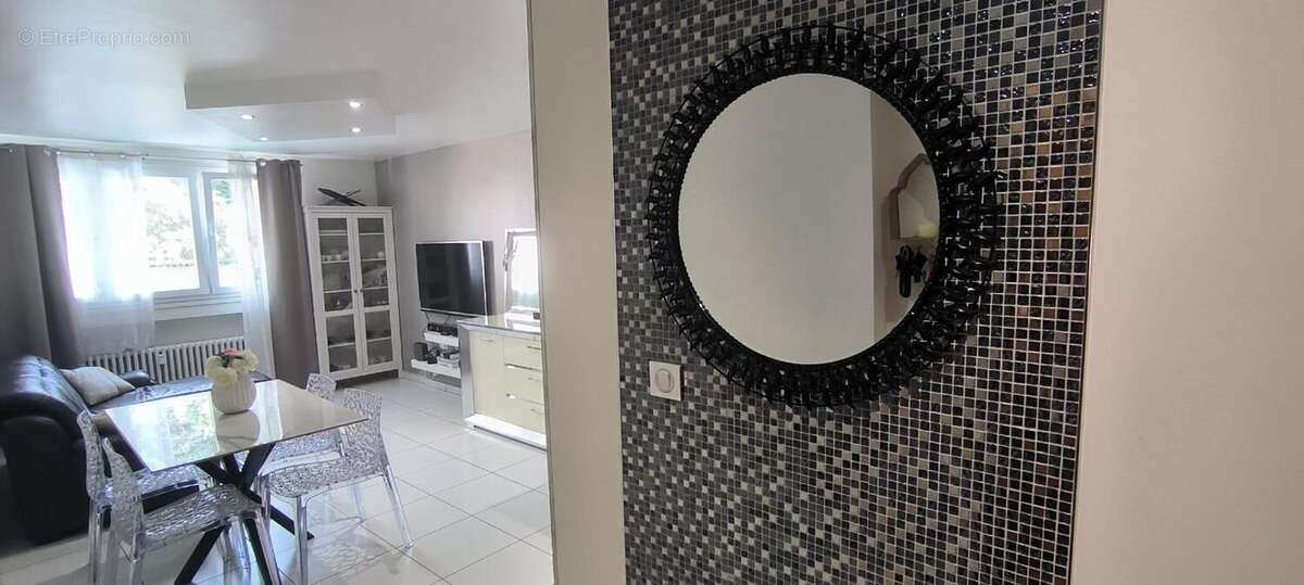 Photo 8 - Appartement à SAINT-ETIENNE