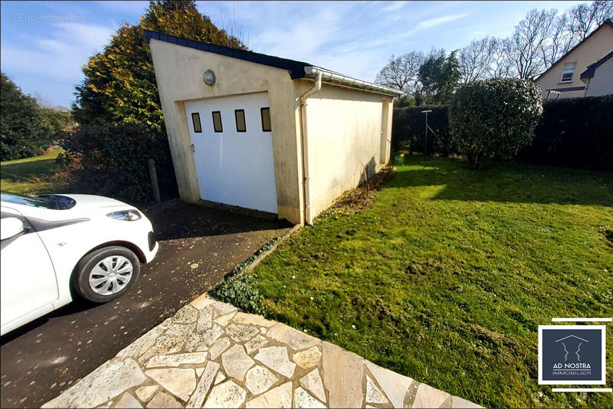 Maison à LA CHAPELLE-THOUARAULT