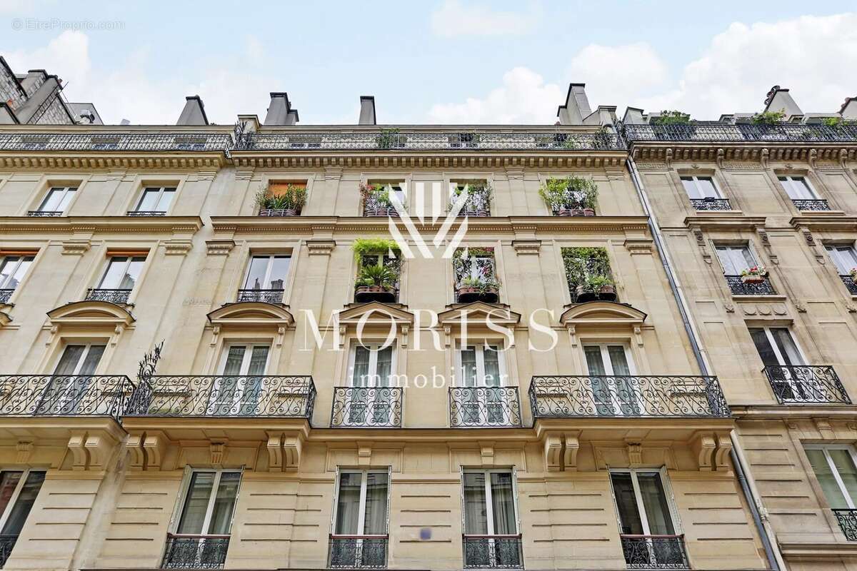 Paris viii - europe - studette - photo 11