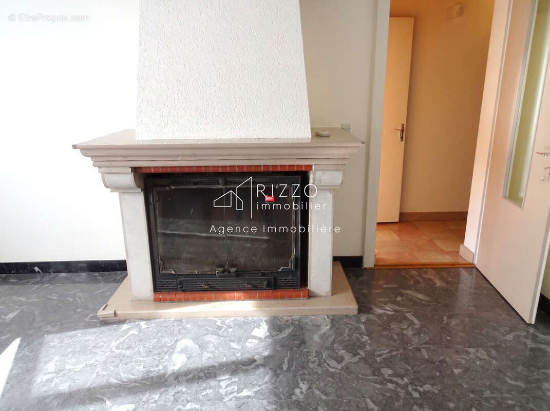 Maison individuelle à CROZET (01170) - 590 000 € FAI - photo 13