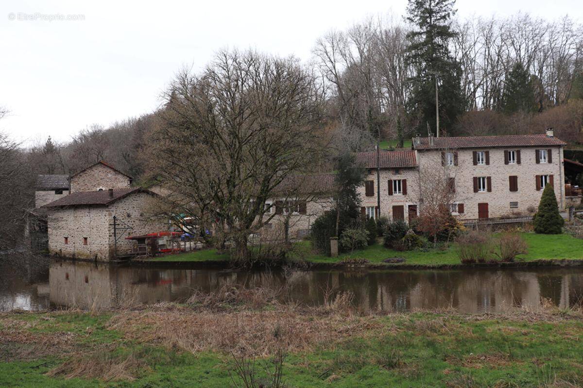 Maison à ROCHECHOUART